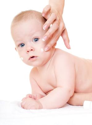 Babypflege - zur Beruhigung der Haut