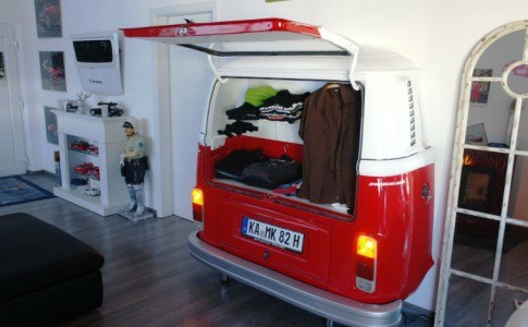 Bulli Heck als Kleiderschrank