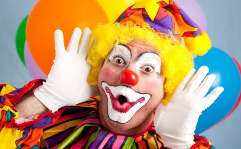 Mit einem Clown Kostüm die Kinderparty rocken