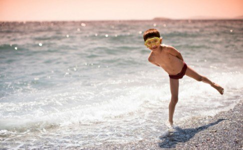 Kinder am Strand