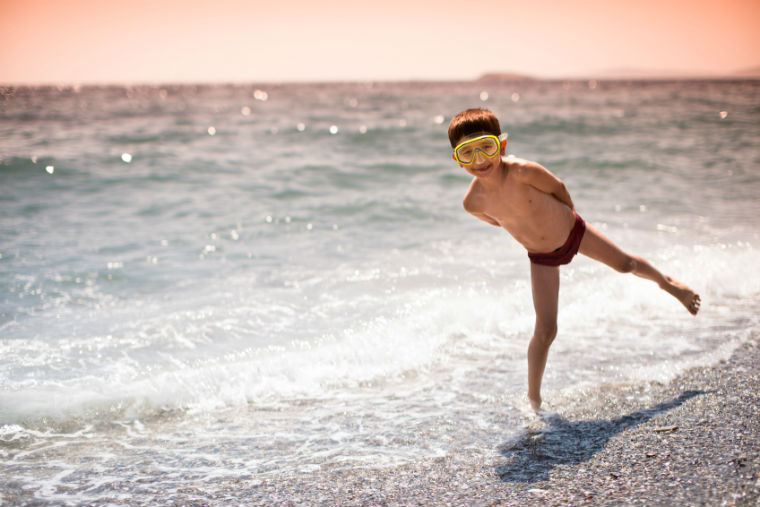 Kinder am Strand