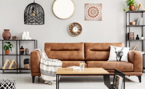 Ledersofa im Wohnzimmer