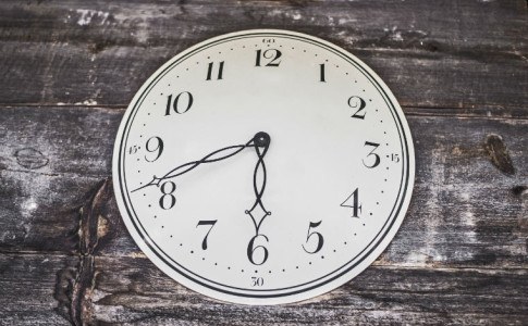 Wanduhr
