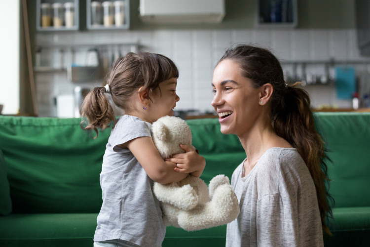 Mutter mit Ihrer Tochter